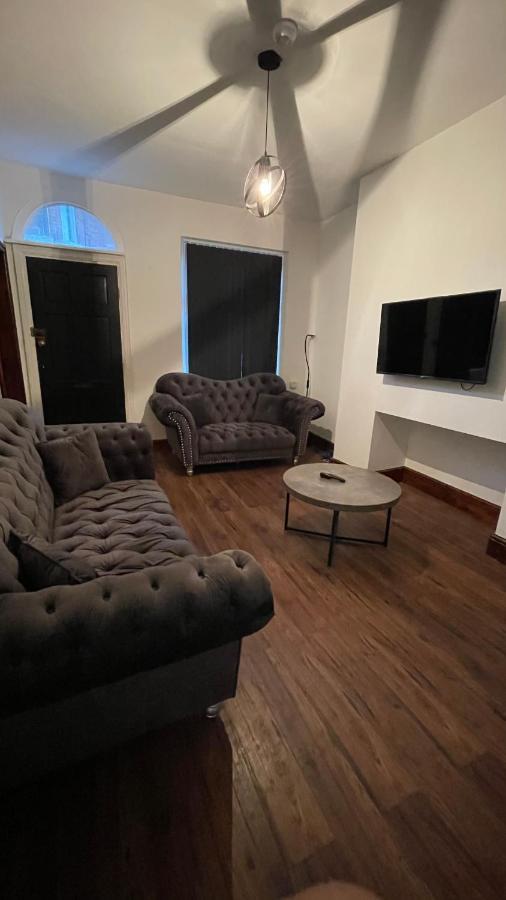 Moon House Central Location مانشستر المظهر الخارجي الصورة